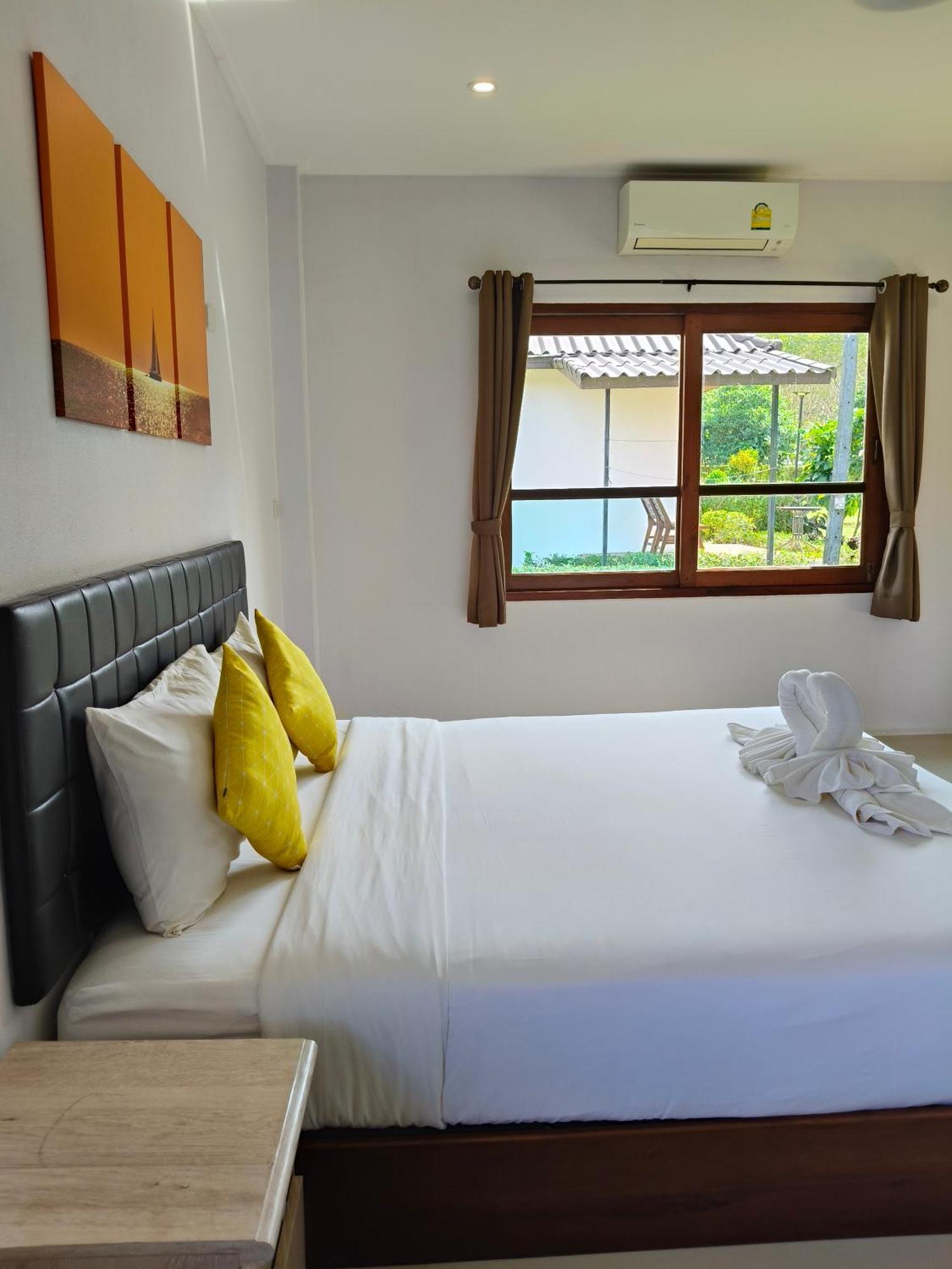The Lodge At Koh Kood Ko Kut Esterno foto